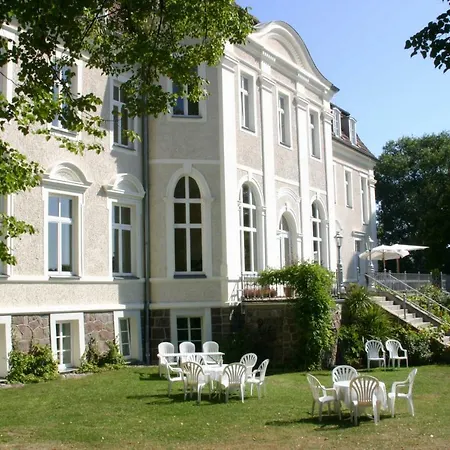 Schloss * Zinzow